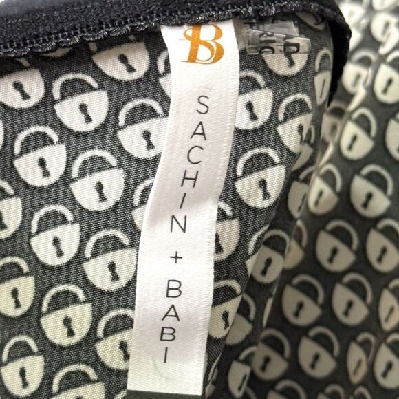 Sachin + Babi Halter Top Womens Medium Black White Lock Print Green Suede Trim - Picture 3 of 10